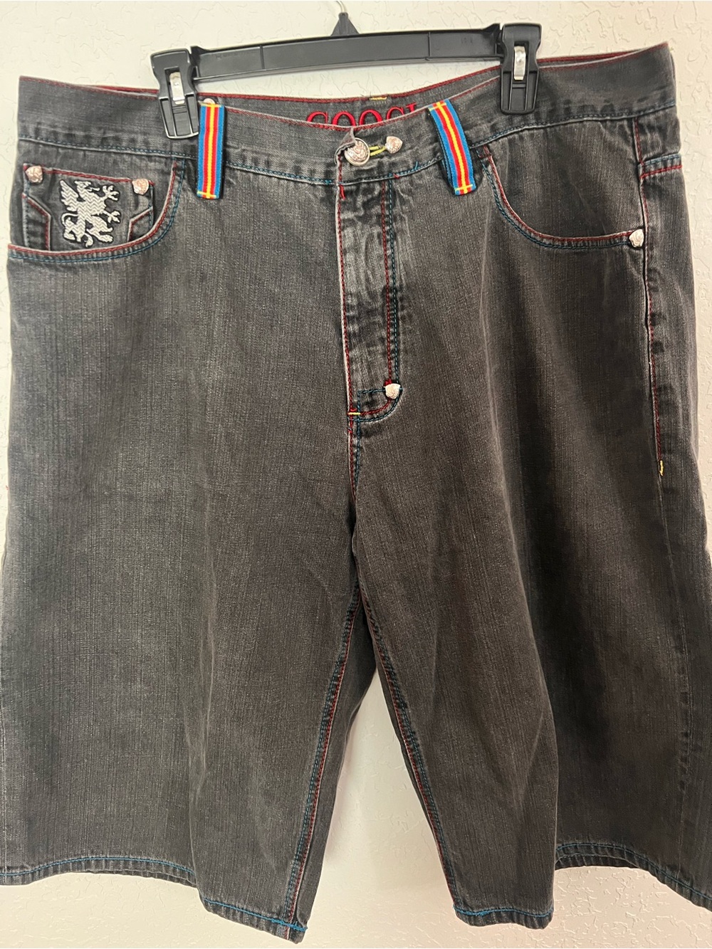 Coogi Denim Shorts Men’s Size 42 Embroidered Multicolor Designer Streetwear